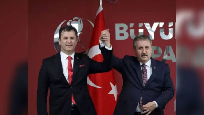 İYİ PARTİ'DEN AYRILAN SİYASİLER, IŞIK HIZIYLA BAŞKA SİYASİ PARTİLERE KATILMAYA DEVAM EDİYORLAR!!!