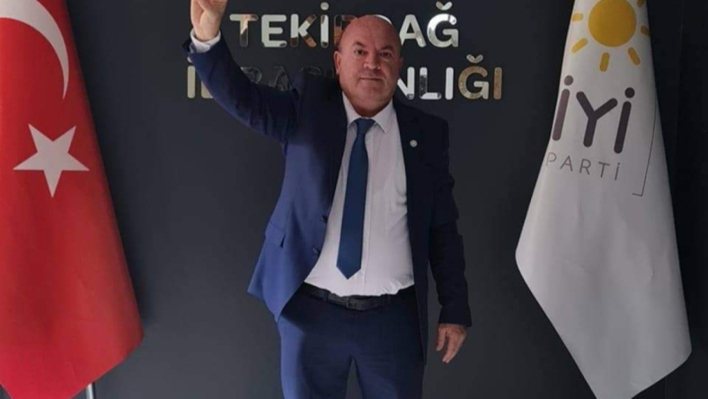 SIRF SÜLEYMANPAŞA'DA İLÇE BAŞKANI OLSUN DİYE, İLÇE BAŞKANI YAPILAN METİN GAZİOĞLU!!!